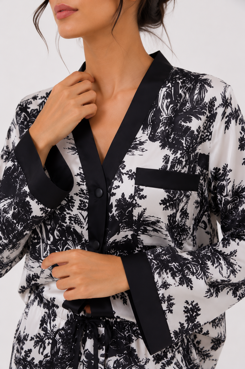 Piped Long-Sleeve Button-Front Pyjama Shirt